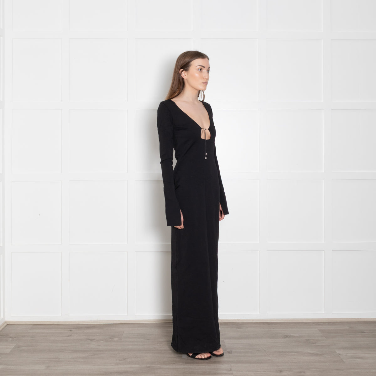 16Arlington Black Solaria Long Sleeve Gown