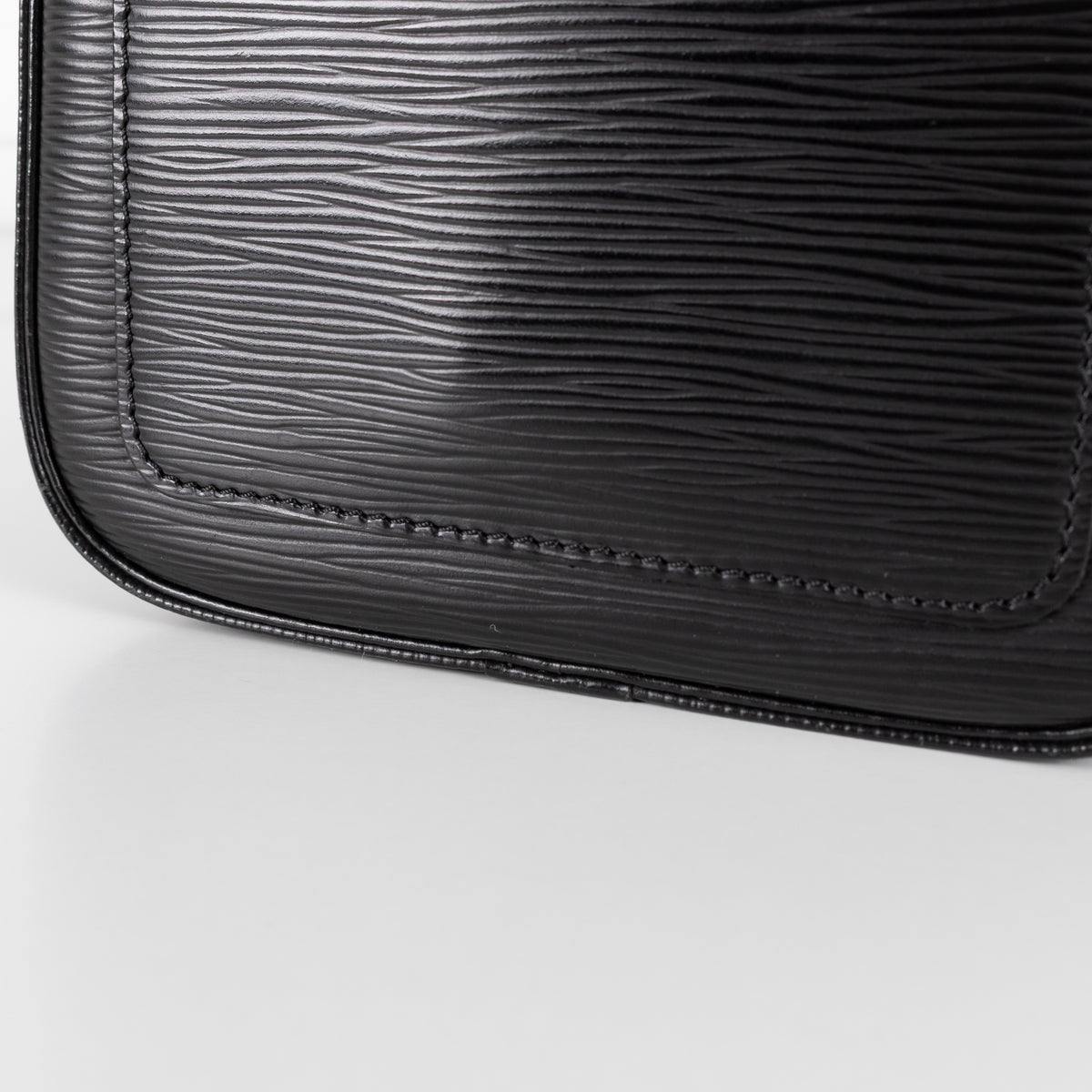 Louis Vuitton Black Epi Leather Speedy 30