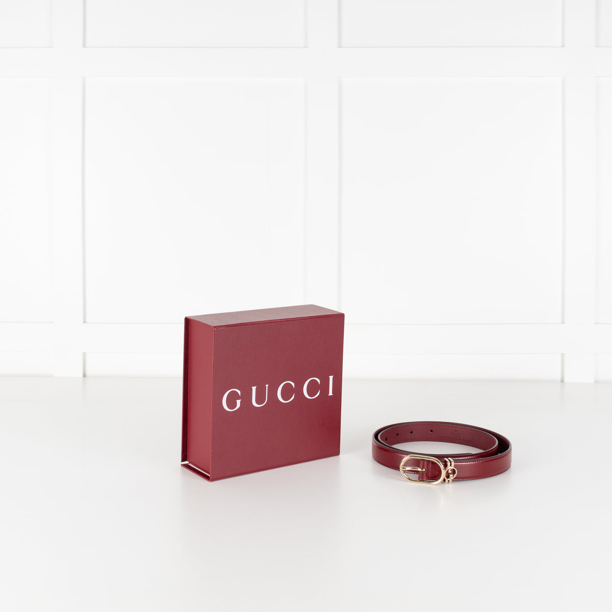 Gucci Burgundy Red Leather Oval Buckle Slim Belt