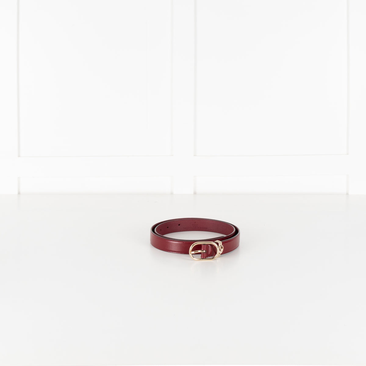 Gucci Burgundy Red Leather Oval Buckle Slim Belt