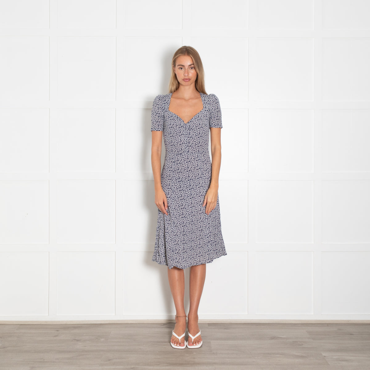 Reformation Navy White Ditzy Floral Short Sleeve Dress