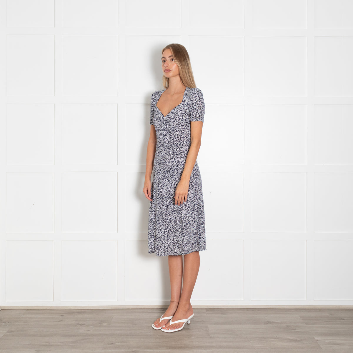 Reformation Navy White Ditzy Floral Short Sleeve Dress