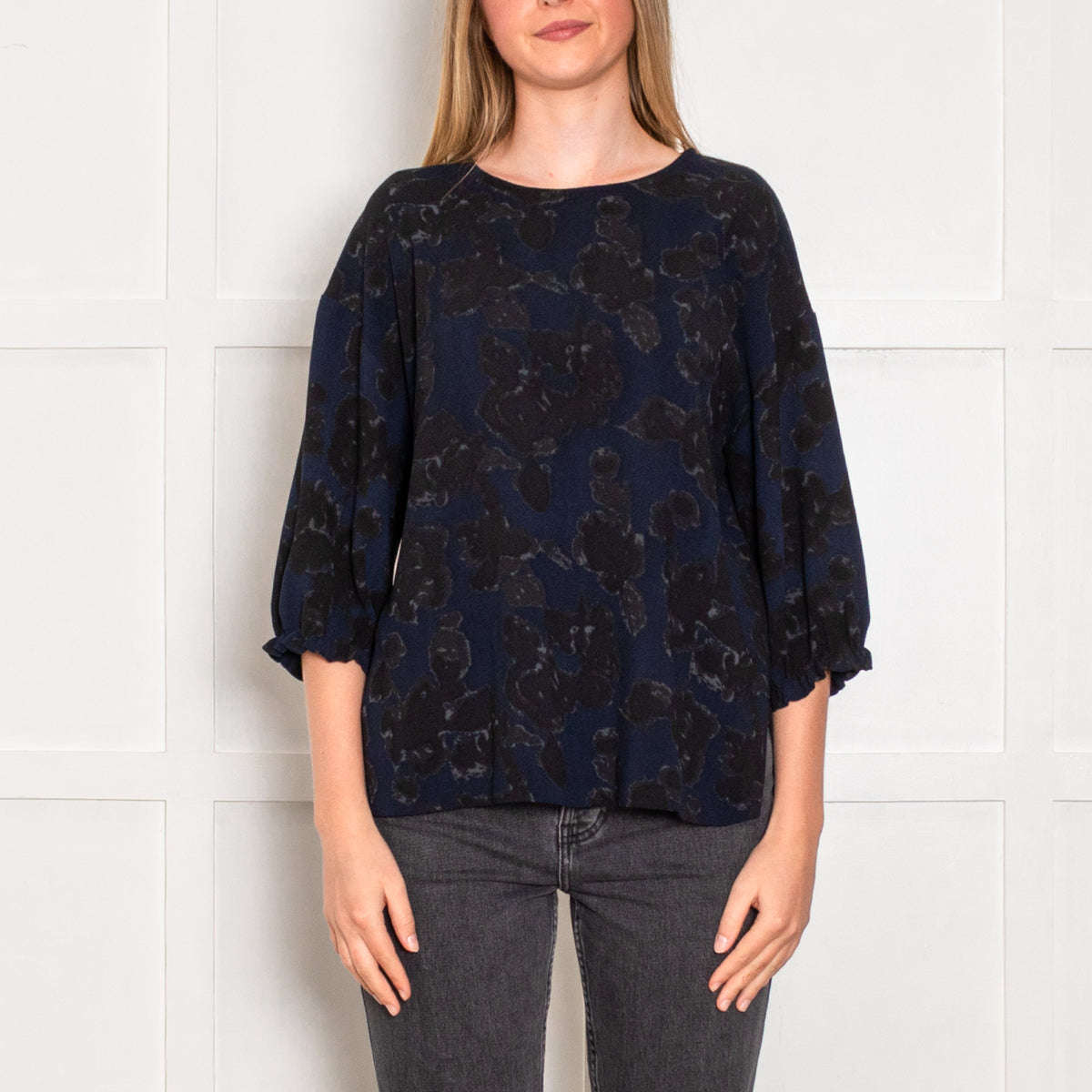 Essentiel Antwerp Navy Black Oversized Top