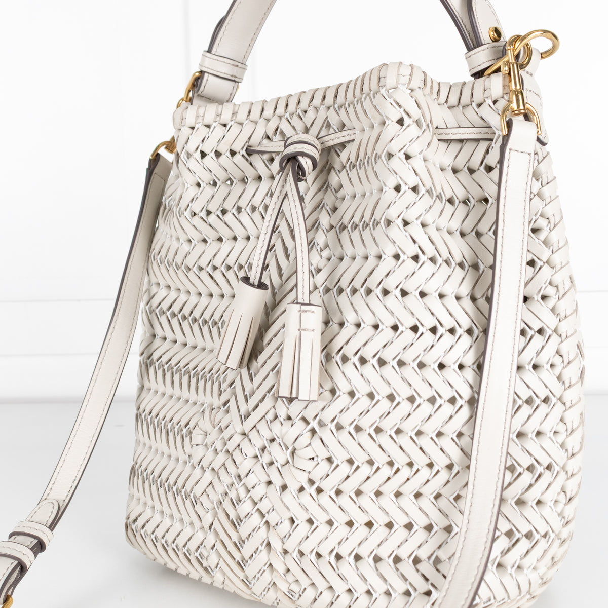 Anya Hindmarch White Woven Leather The Neeson Drawstring Small Bucket Bag