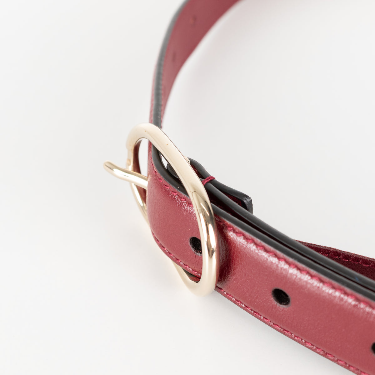 Gucci Burgundy Red Leather Oval Buckle Slim Belt
