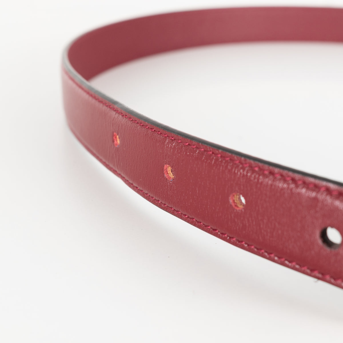 Gucci Burgundy Red Leather Oval Buckle Slim Belt