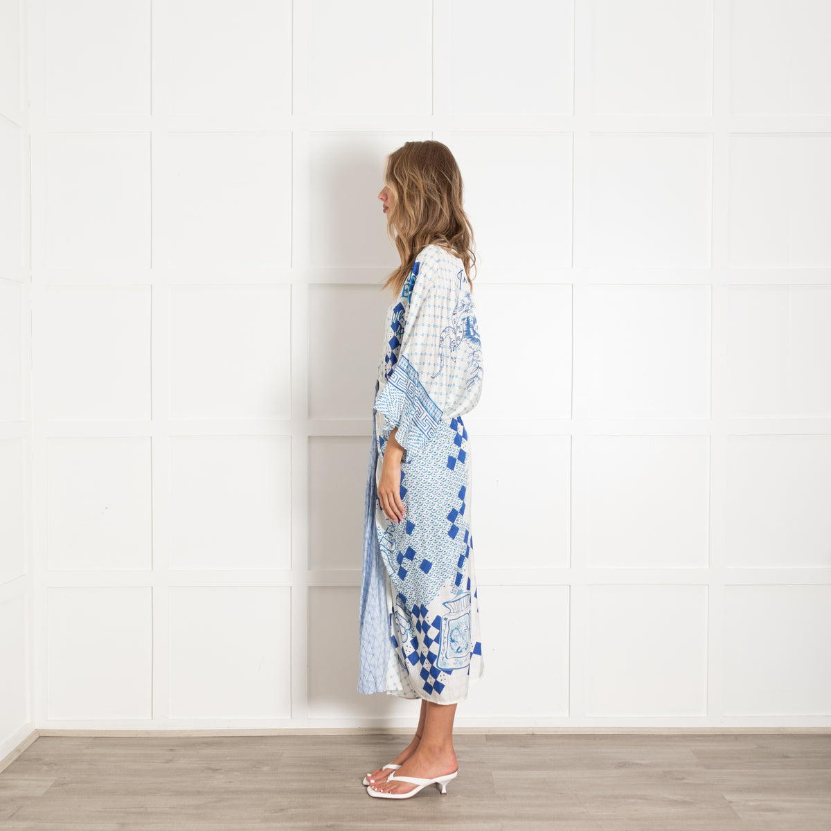 Me 369 Blue And White Kimono Dress With Geometric Print And Dragon Motif