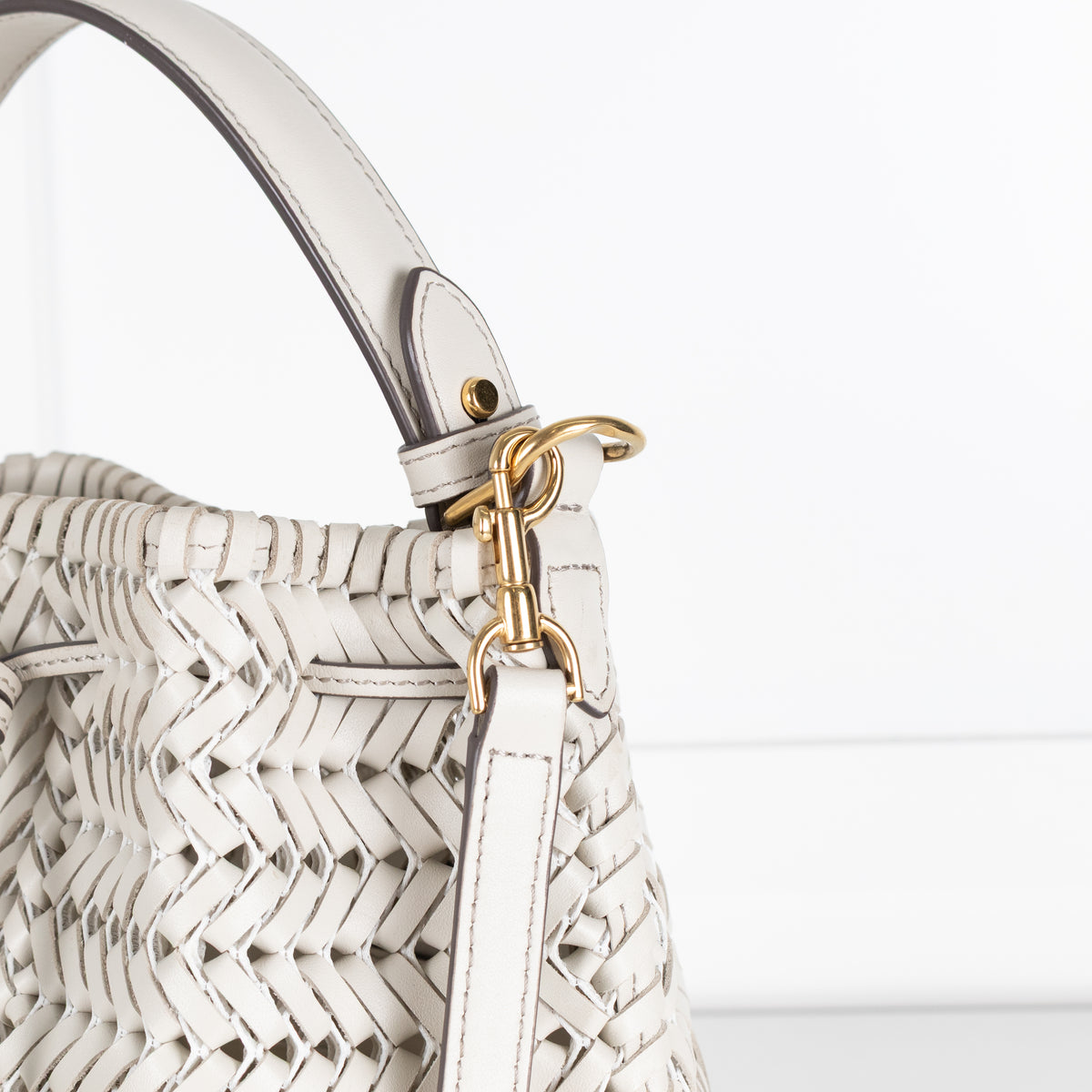 Anya Hindmarch White Woven Leather The Neeson Drawstring Small Bucket Bag
