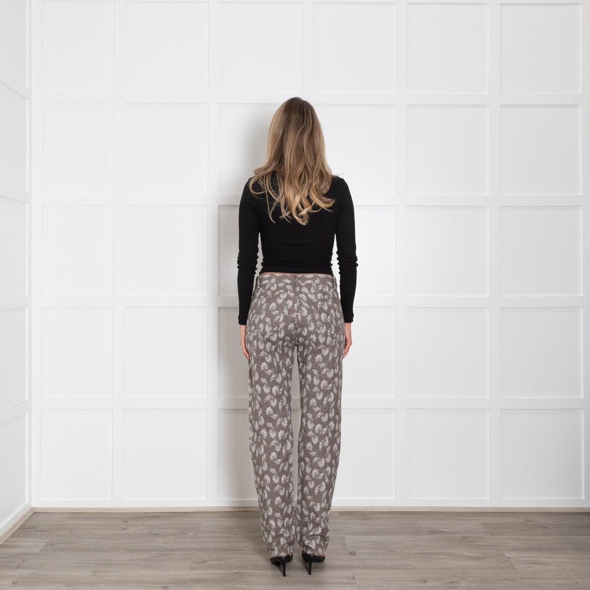 Samsoe & Samsoe Grey & White Large Paisley Print Trousers