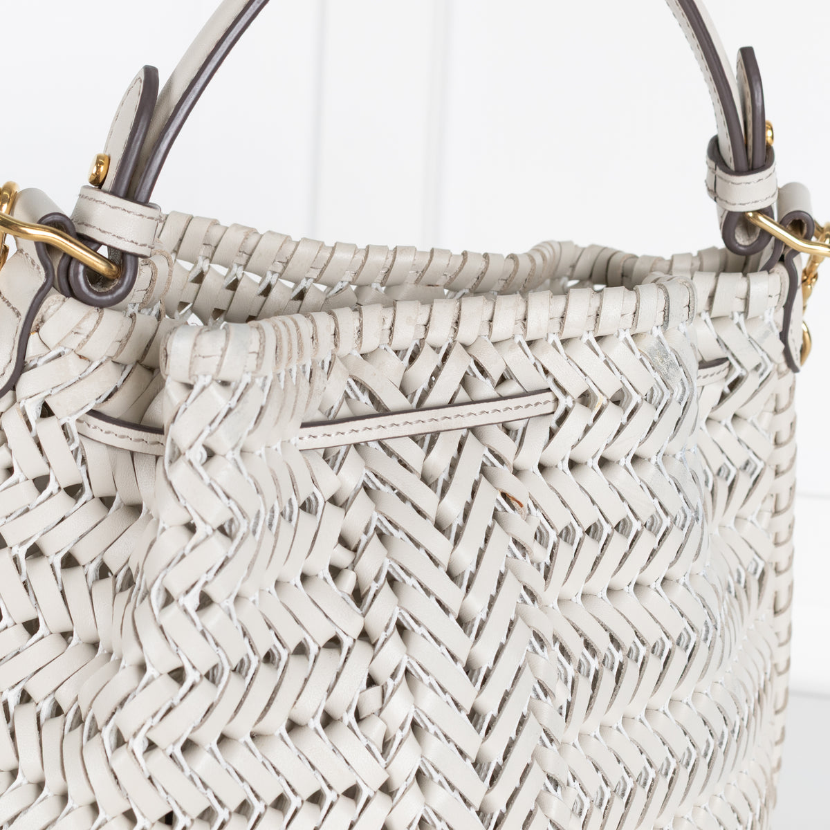 Anya Hindmarch White Woven Leather The Neeson Drawstring Small Bucket Bag