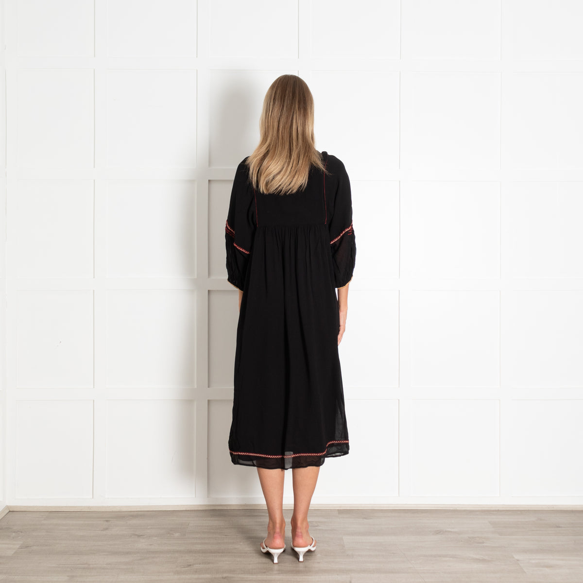 Vanessa Bruno Black Beige Red Embroidery Dress