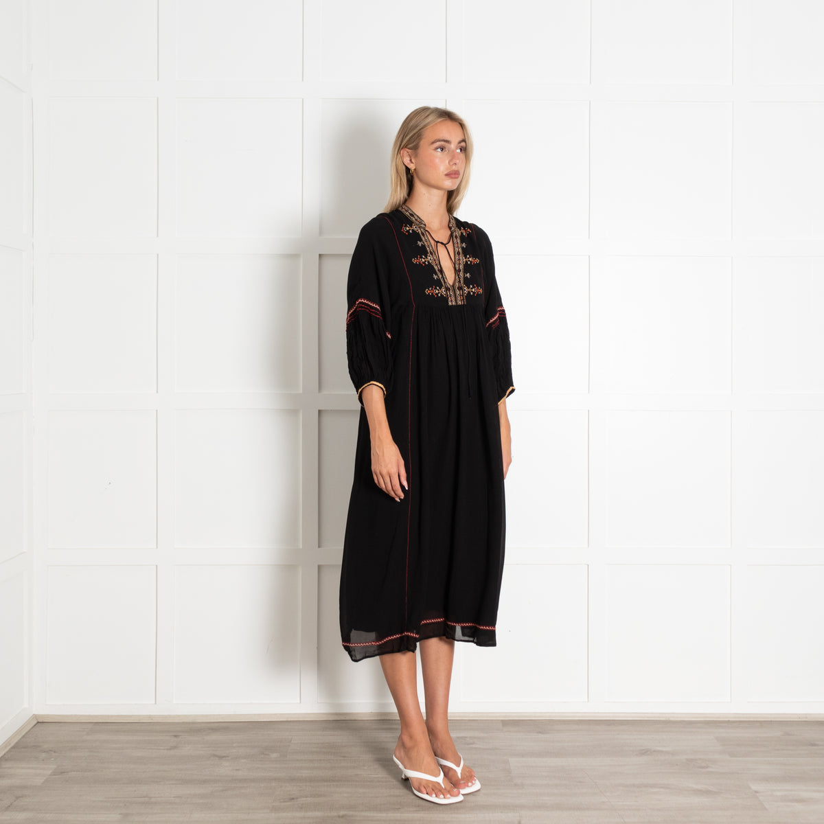Vanessa Bruno Black Beige Red Embroidery Dress