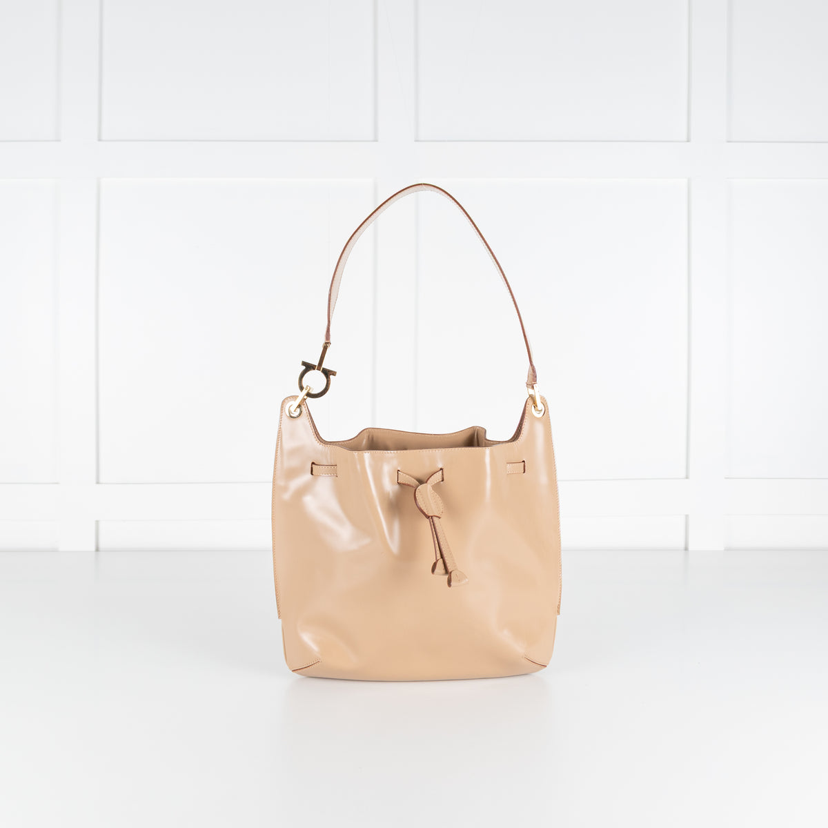 Salvatore Ferragamo Beige Bucket Shoulder Bag