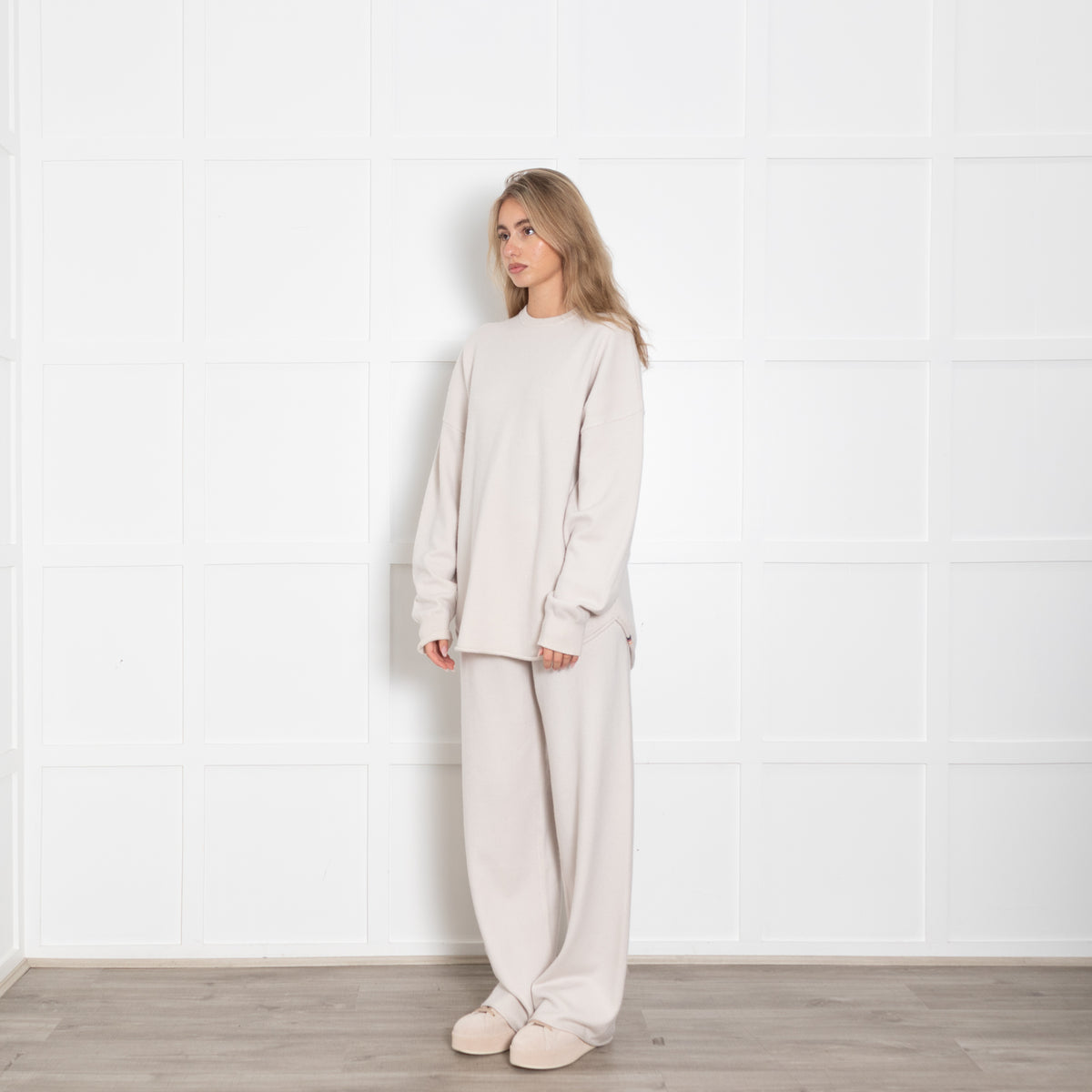 Extreme Cashmere Cream Oversized Jumper
