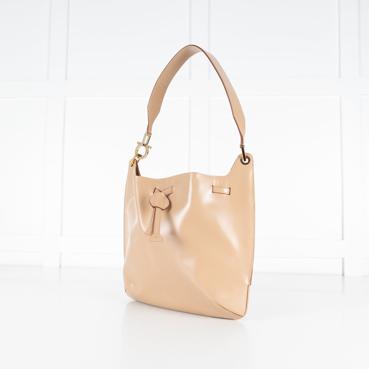 Salvatore Ferragamo Beige Bucket Shoulder Bag