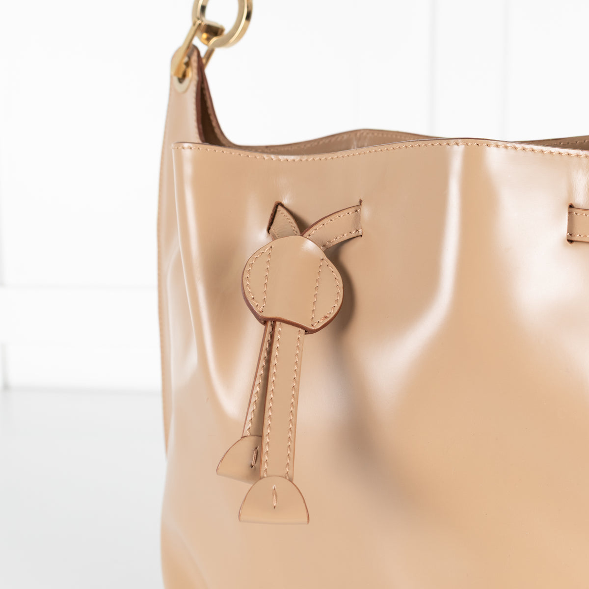 Salvatore Ferragamo Beige Bucket Shoulder Bag