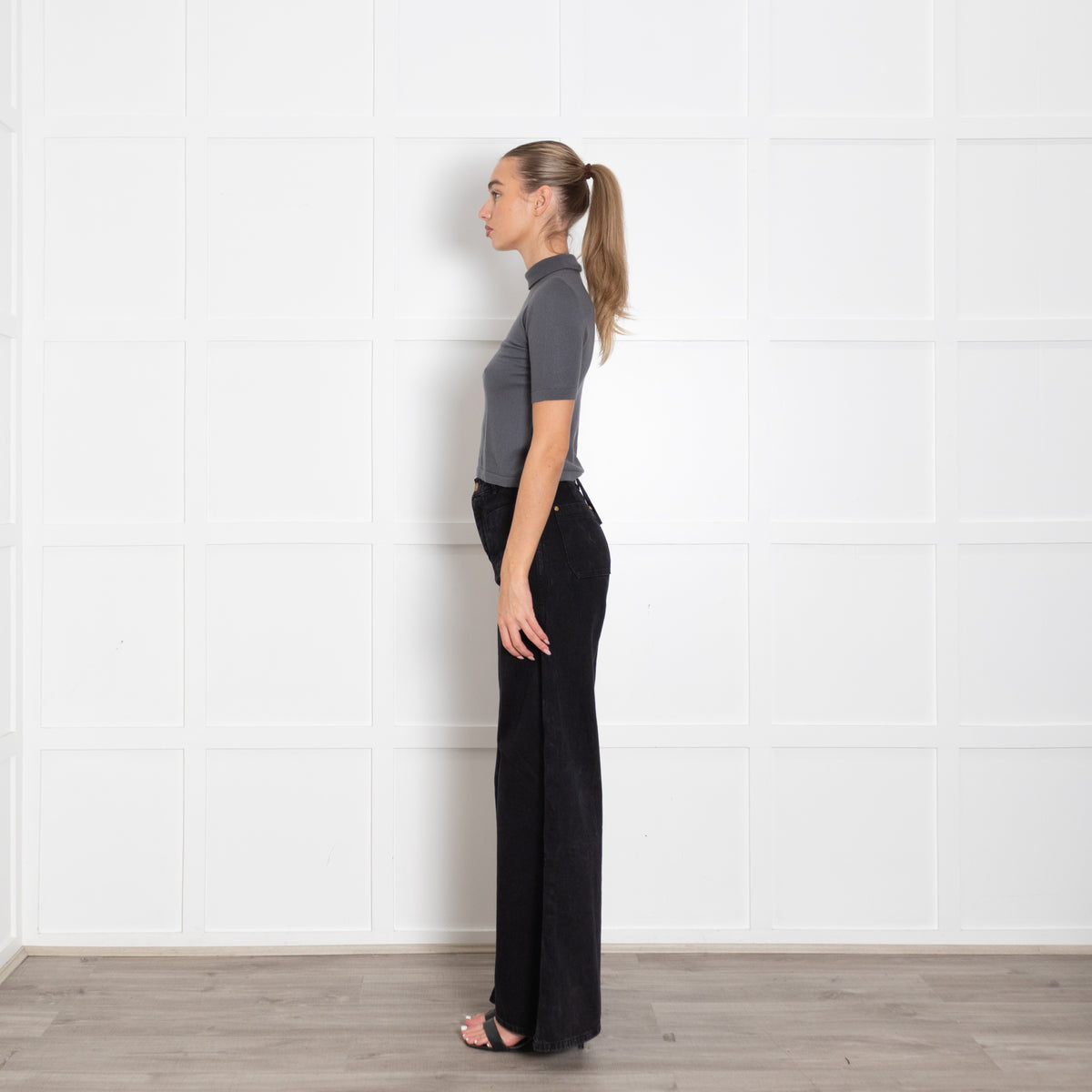 S Max Mara Grey Wool Shortsleeve  Crop Top