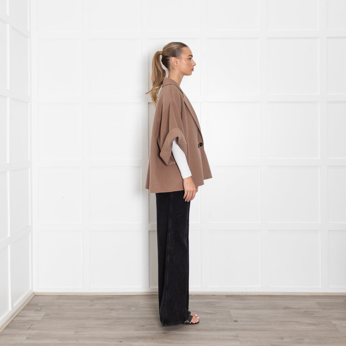 Weekend Max Mara Pera Brown Short Coat with Cropped Sleeves