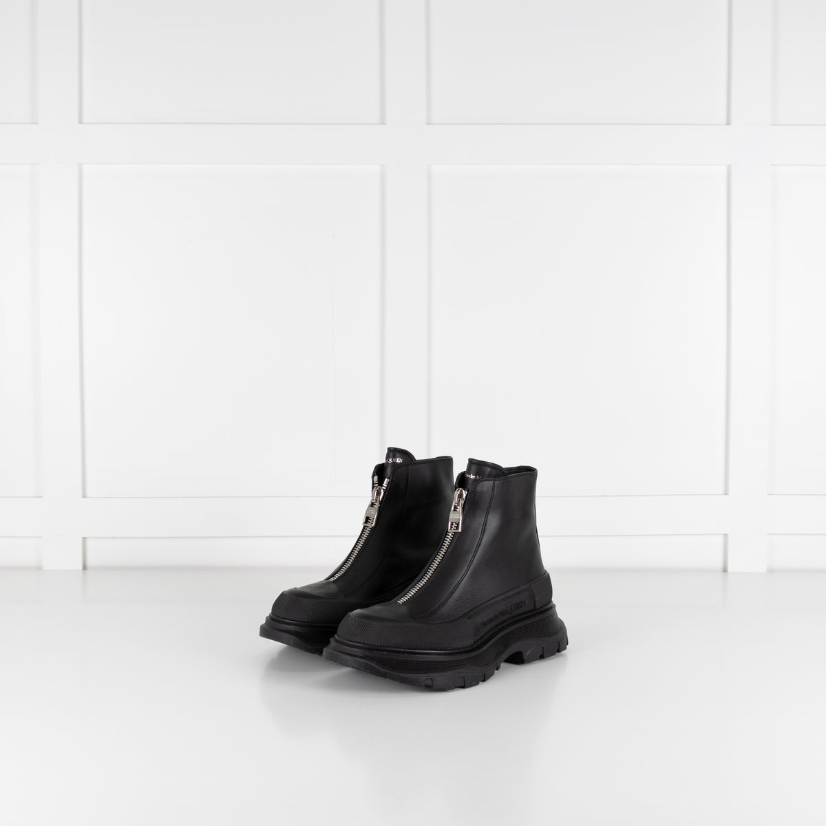 Alexander McQueen Black Zip Leather Ankle Boots