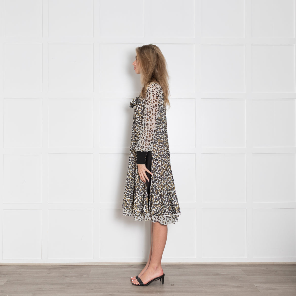 Me + Em Cream, Black & Green Dress With Tie Neck Detail & Black Cuffs/Side Panels