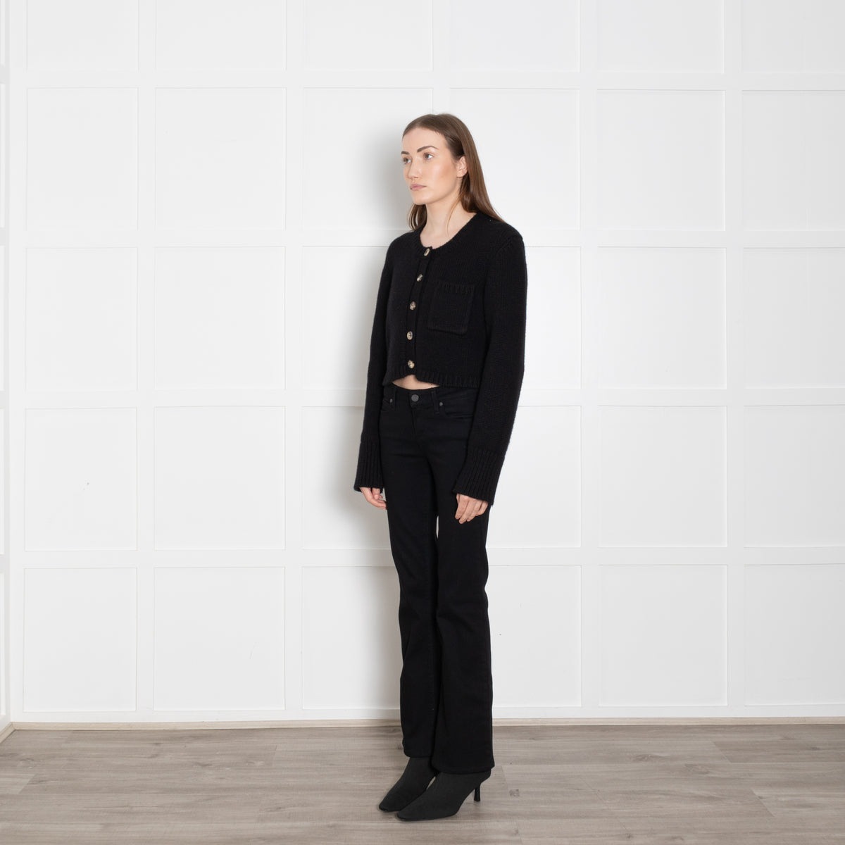 Khaite Black Cropped Chunky Cashmere Knit Cardigan