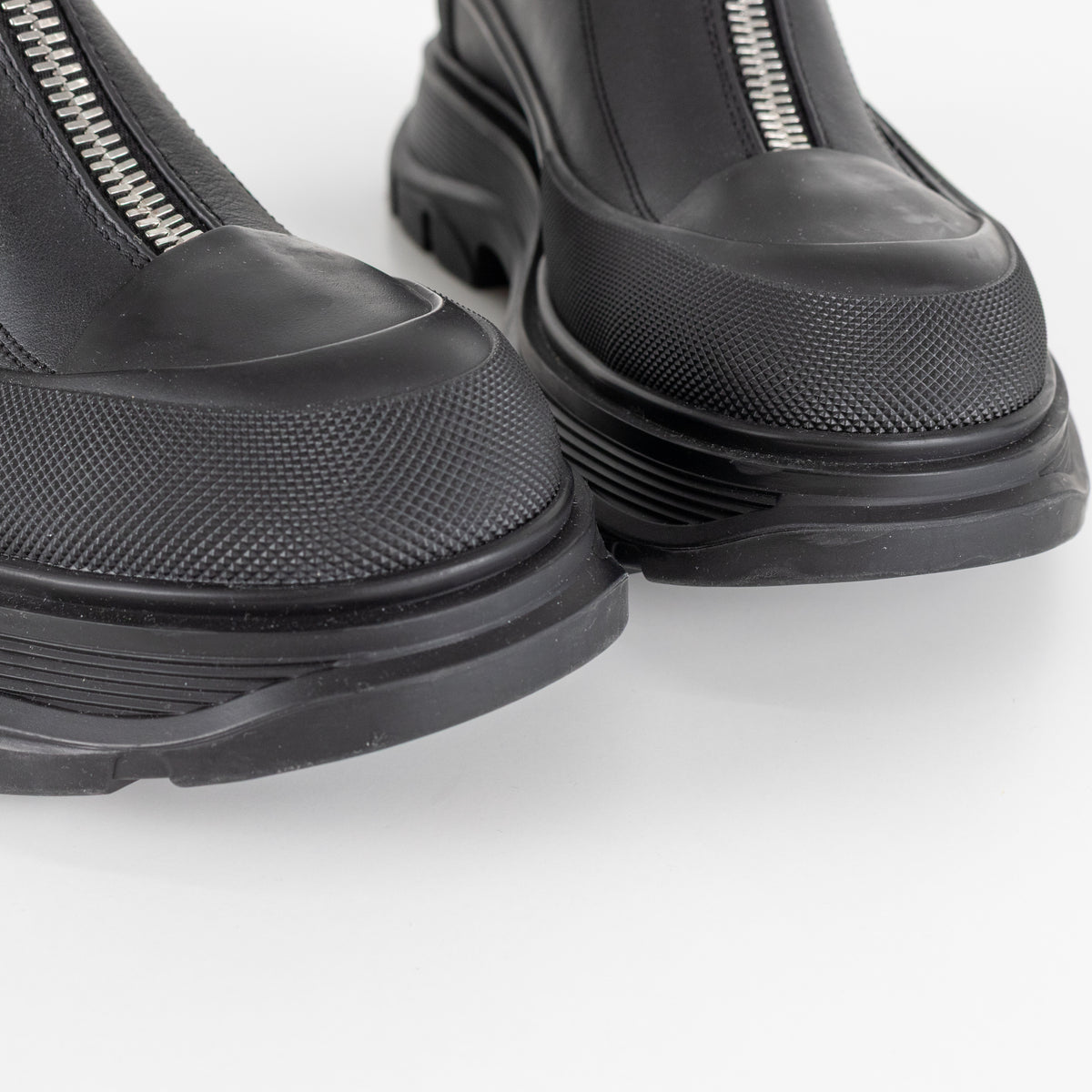 Alexander McQueen Black Zip Leather Ankle Boots