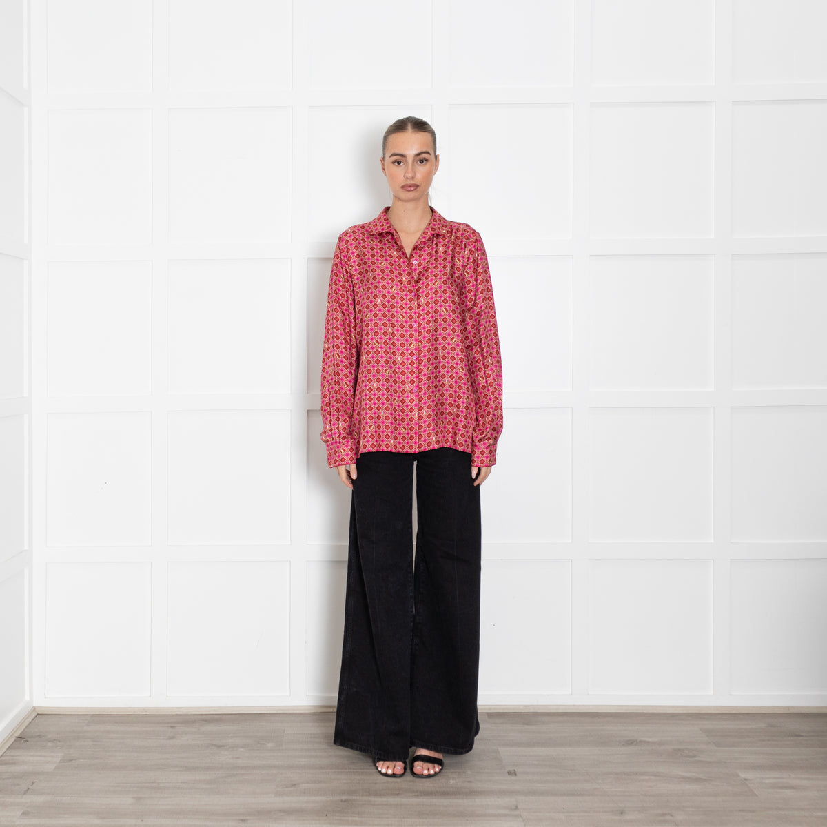 Max Mara Silk Pink & Orange Logo Printed Blouse With Small Animal Motifs