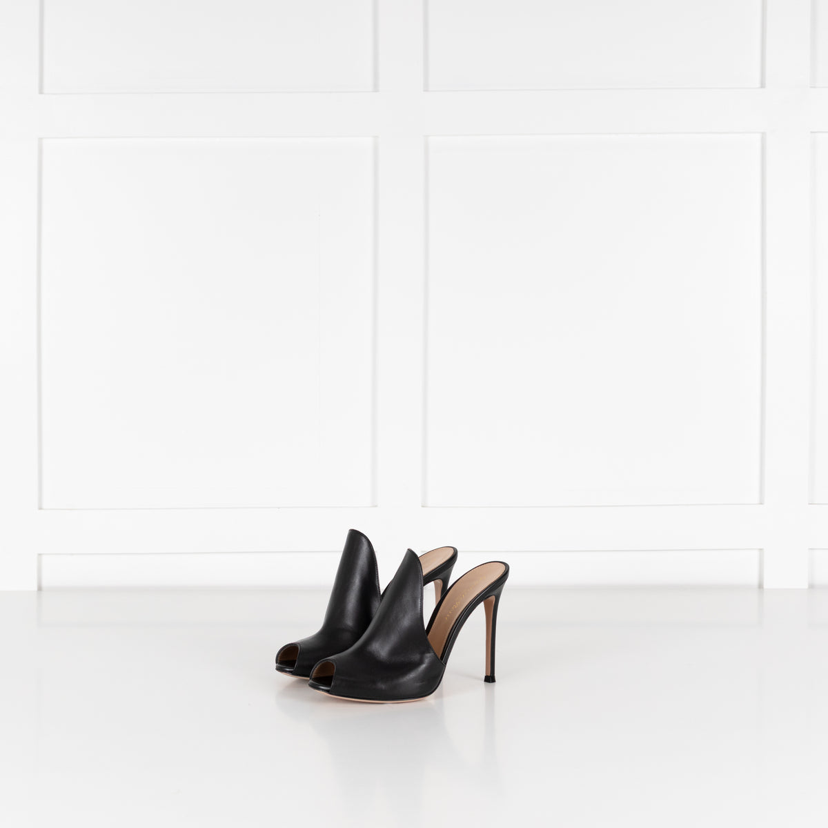Gianvito Rossi Black Stiletto Mule