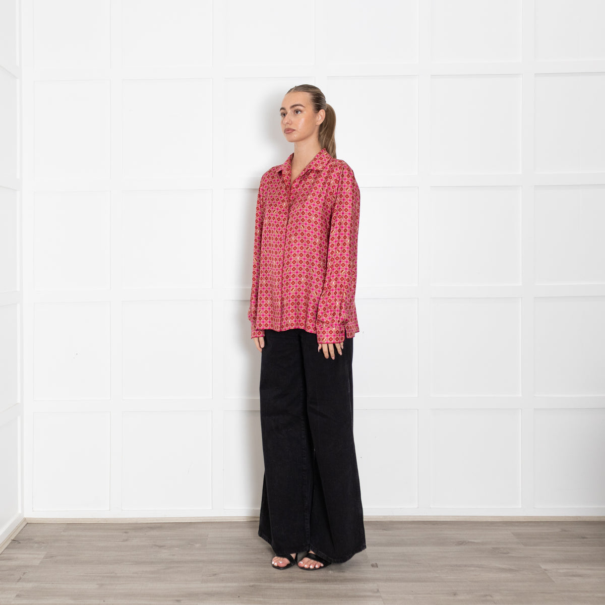 Max Mara Silk Pink & Orange Logo Printed Blouse With Small Animal Motifs