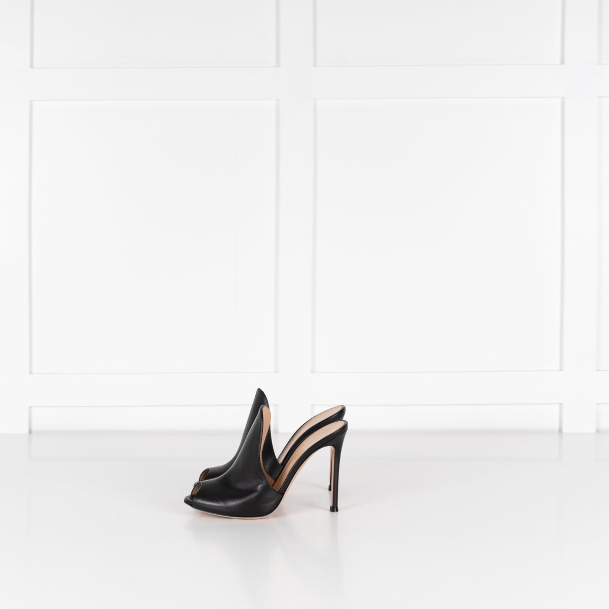 Gianvito Rossi Black Stiletto Mule