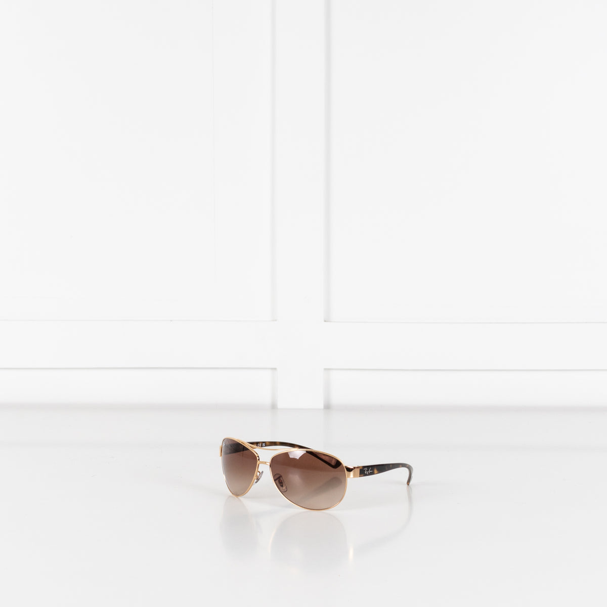 Ray-Ban Brown Aviator Sunglasses With Gold Frame