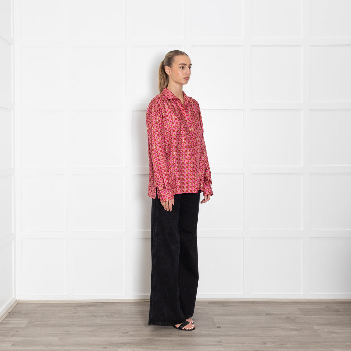 Max Mara Silk Pink & Orange Logo Printed Blouse With Small Animal Motifs