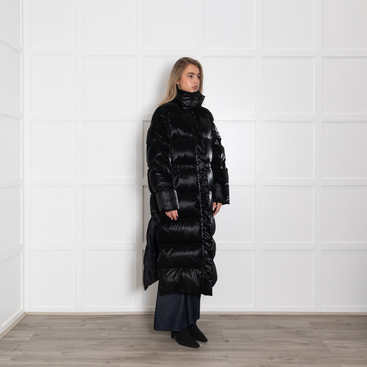Holzweiller Black Ramoen Shiny Down Long Line Puffer Coat