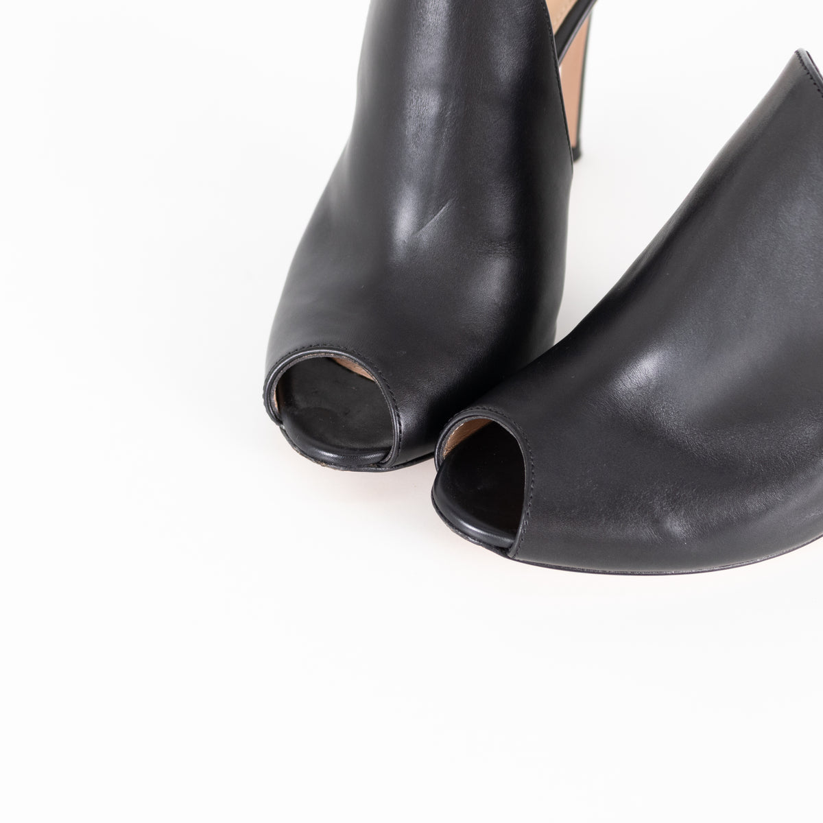 Gianvito Rossi Black Stiletto Mule