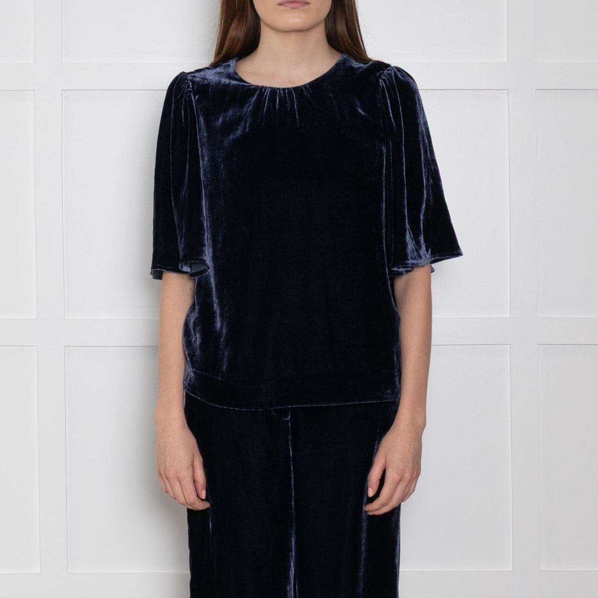 Wyse Navy Short Sleeve Top