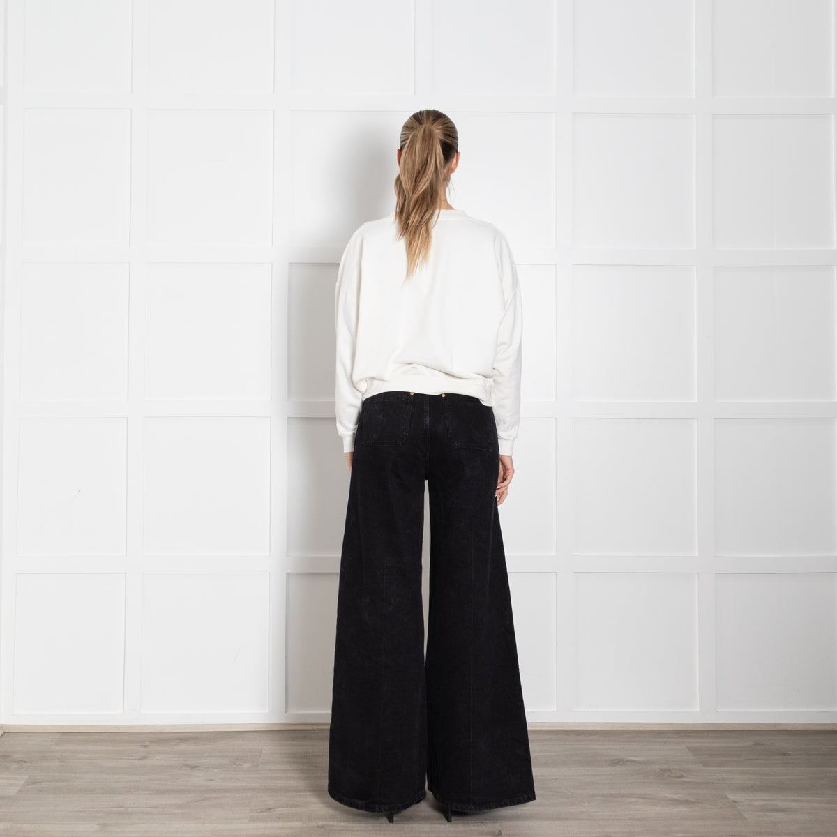 French Disorder White Rosy Heart Sweatshirt