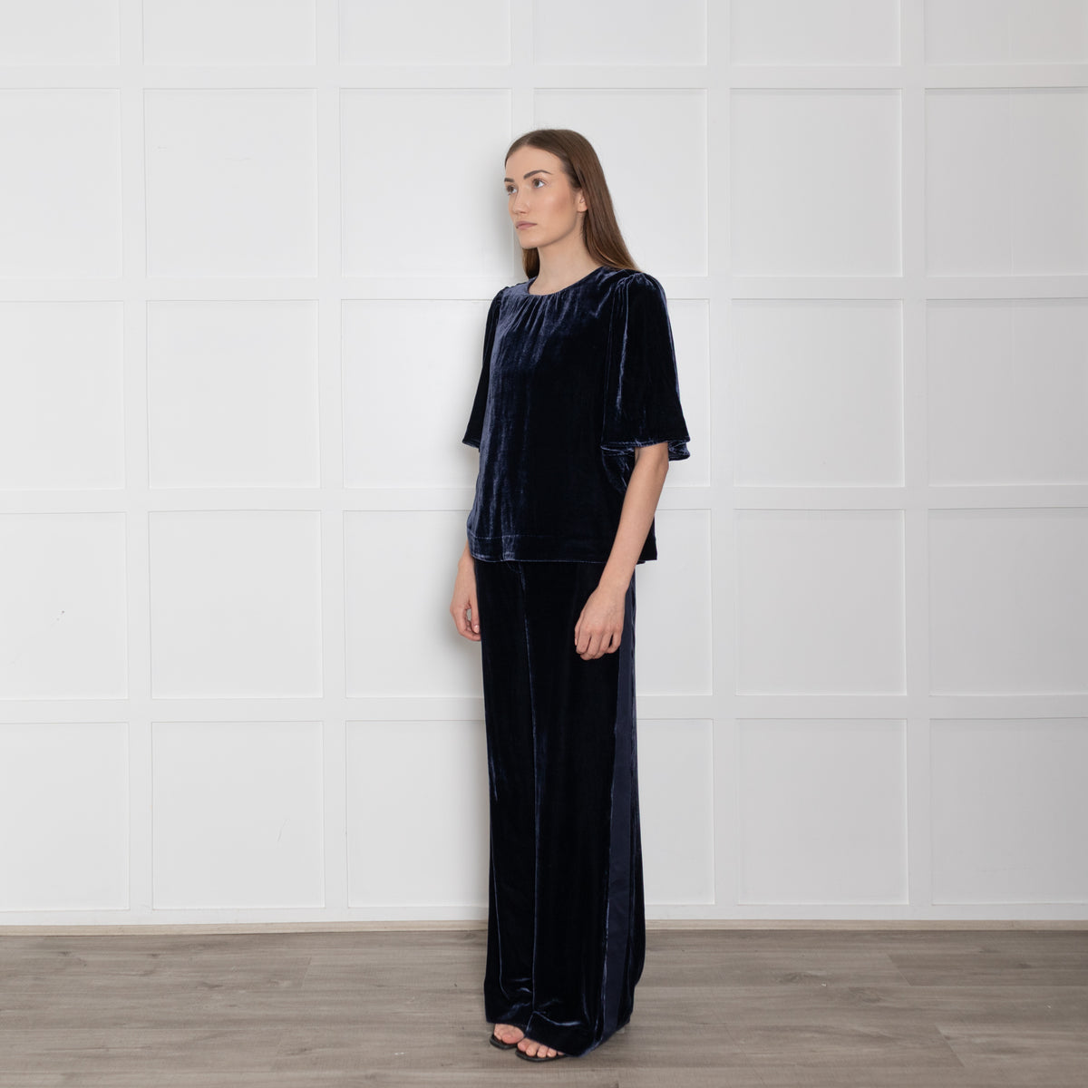 Wyse Navy Short Sleeve Top