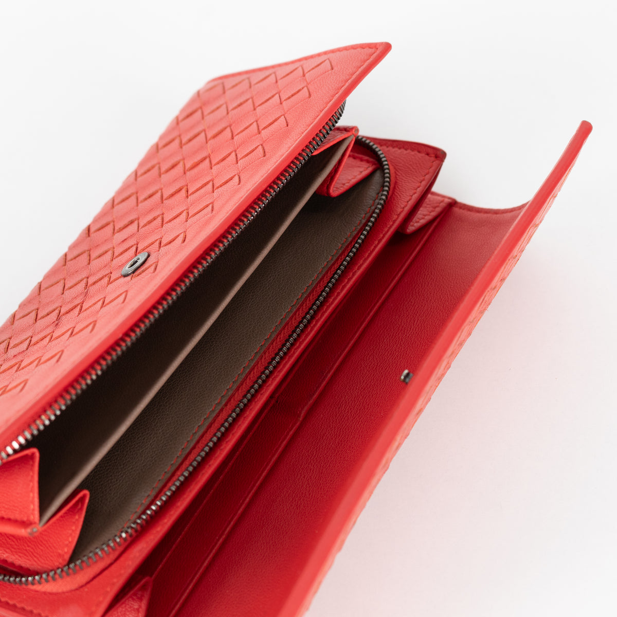Bottega Veneta Red Intrecciato Leather Continental Wallet
