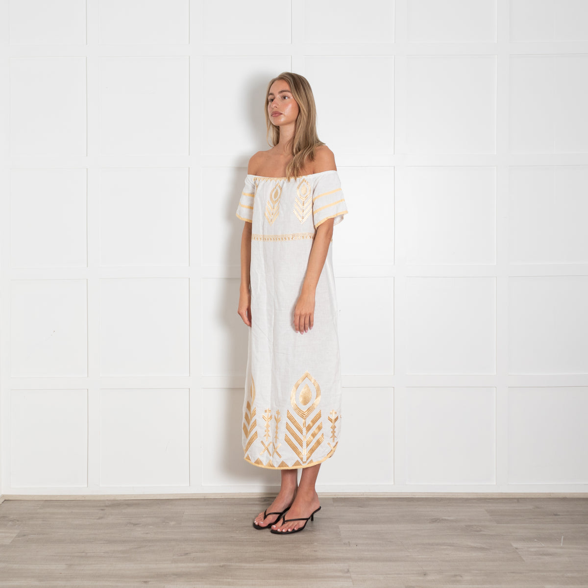 Greek Archaic Kori White Gold Embroidered Short Sleeve Linen Dress