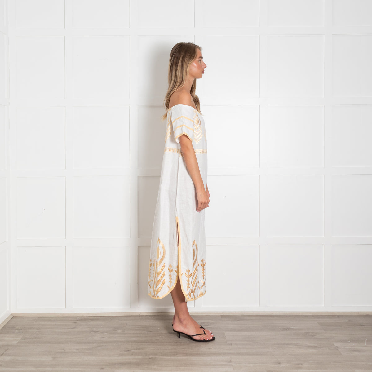 Greek Archaic Kori White Gold Embroidered Short Sleeve Linen Dress