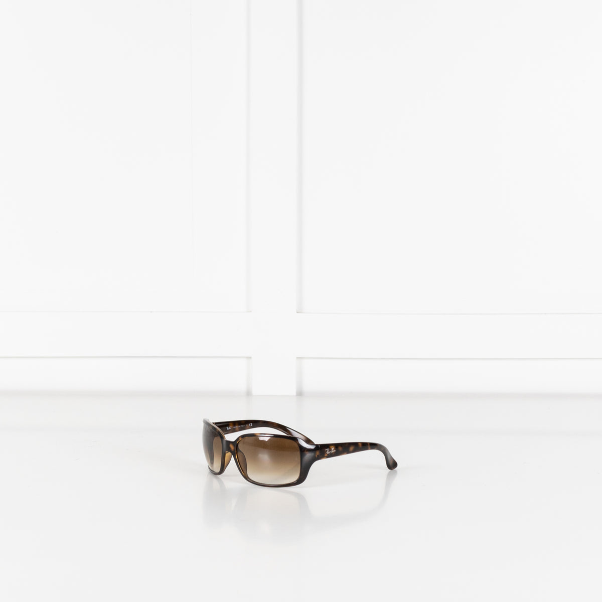 Ray-Ban Havana Brown Sunglasses With Gradient Lenses