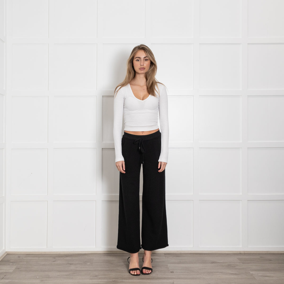 Brusnika Black Cashmere/Wool Mix Drawstring Trousers