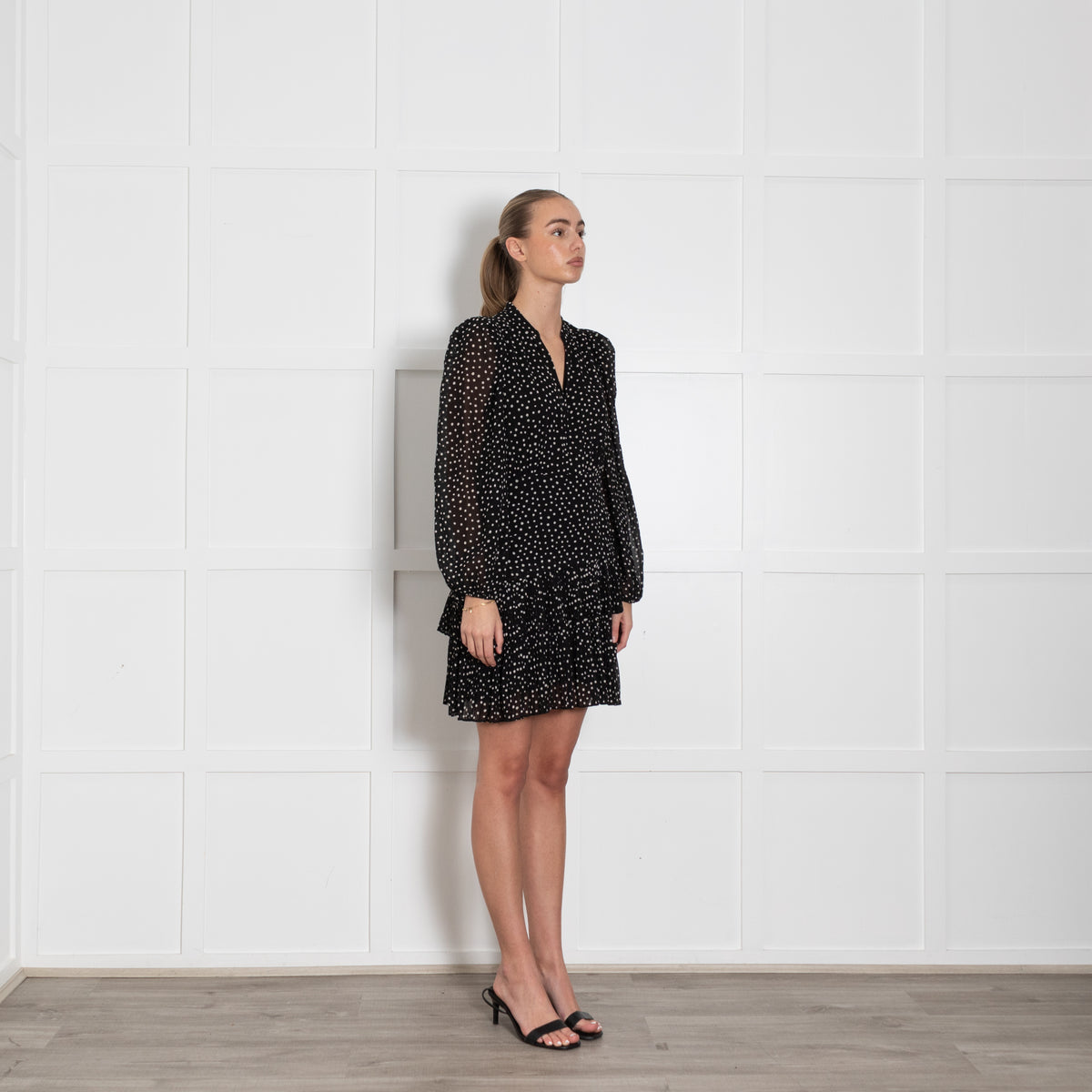 Suncoo Black With White Spots Short Filled L/S Dress