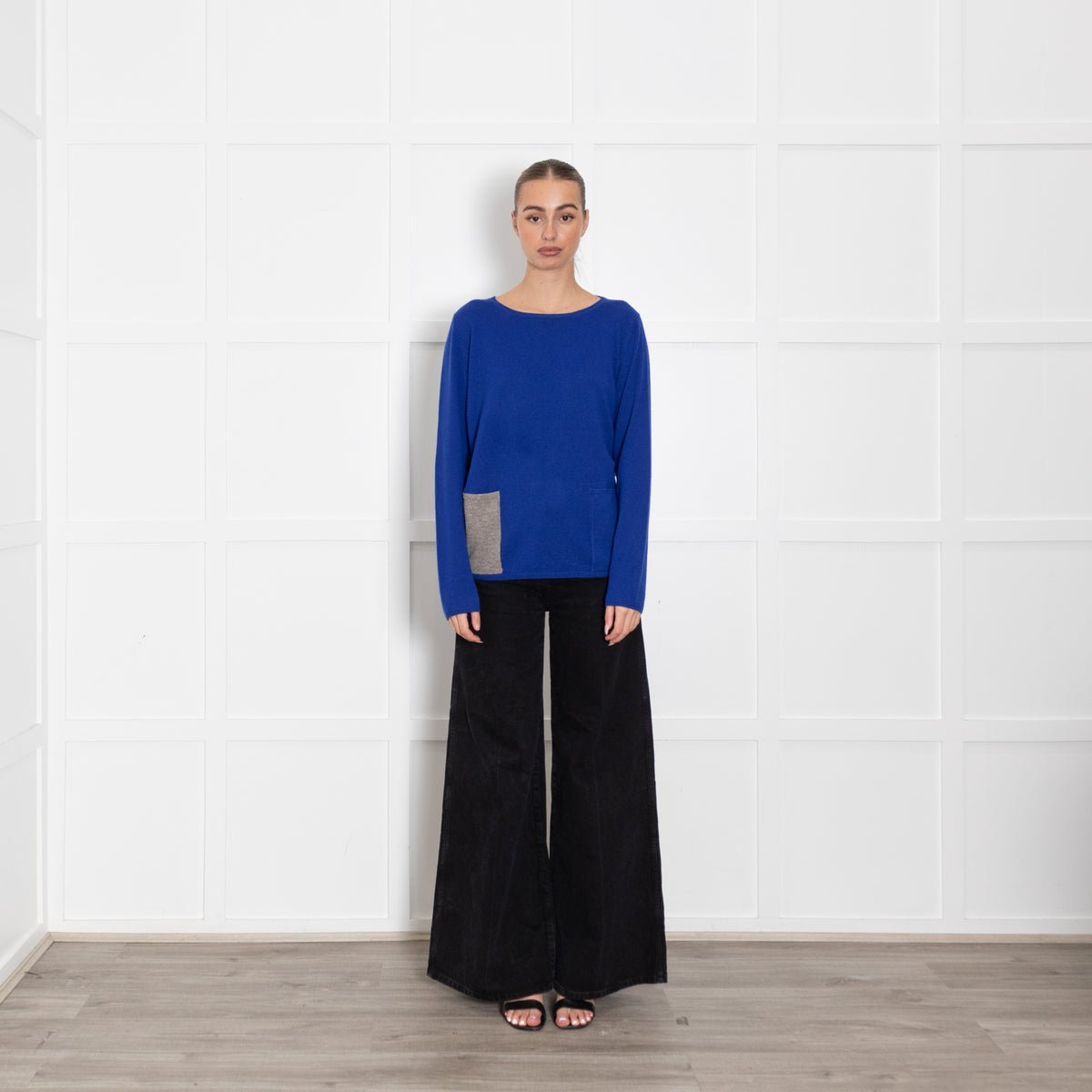 CHINTI & PARKER Blue Cashmere Jumper With Grey Pocket
