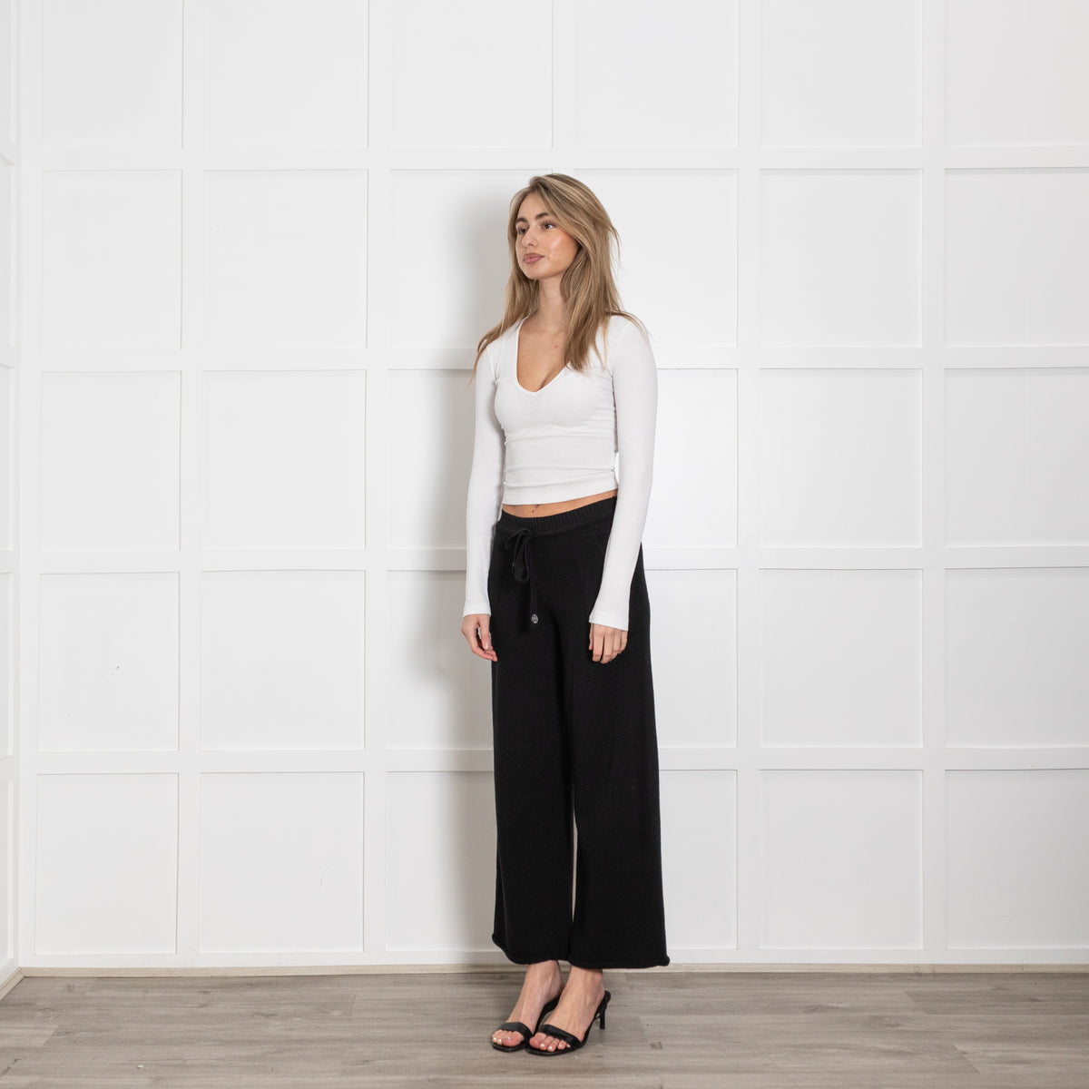 Brusnika Black Cashmere/Wool Mix Drawstring Trousers