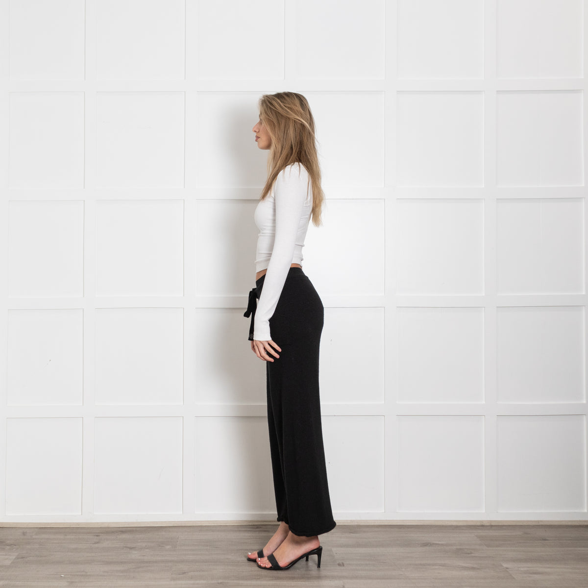 Brusnika Black Cashmere/Wool Mix Drawstring Trousers