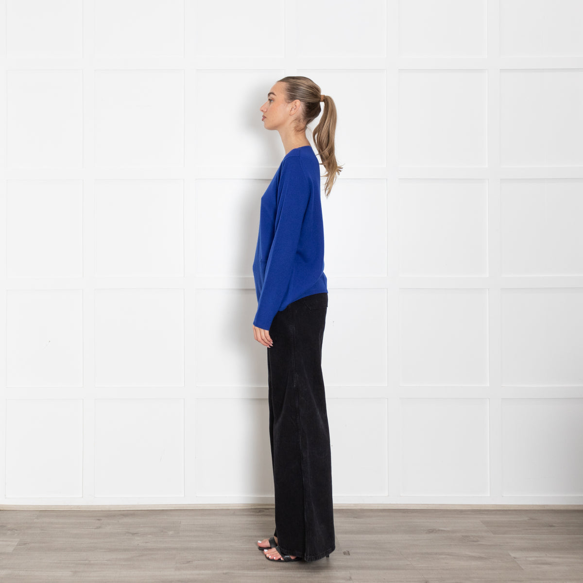 CHINTI & PARKER Blue Cashmere Jumper With Grey Pocket