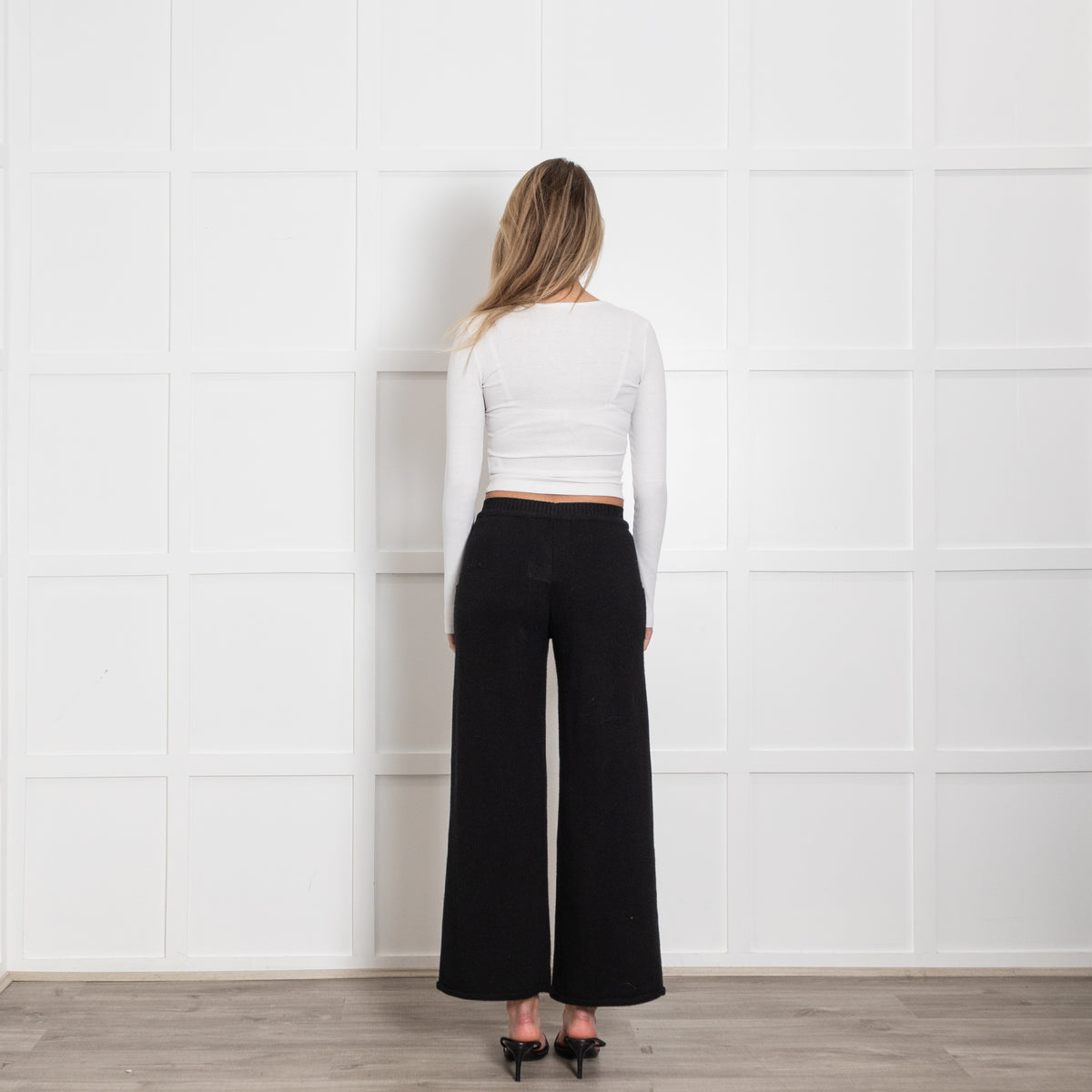 Brusnika Black Cashmere/Wool Mix Drawstring Trousers