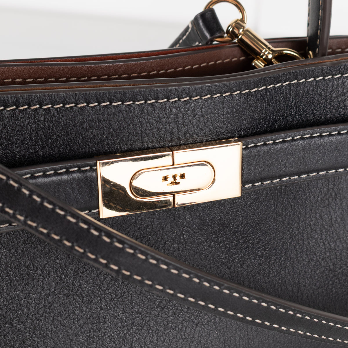 Tory Burch Black Petite Lee Radziwill Bag With Crossbody Strap