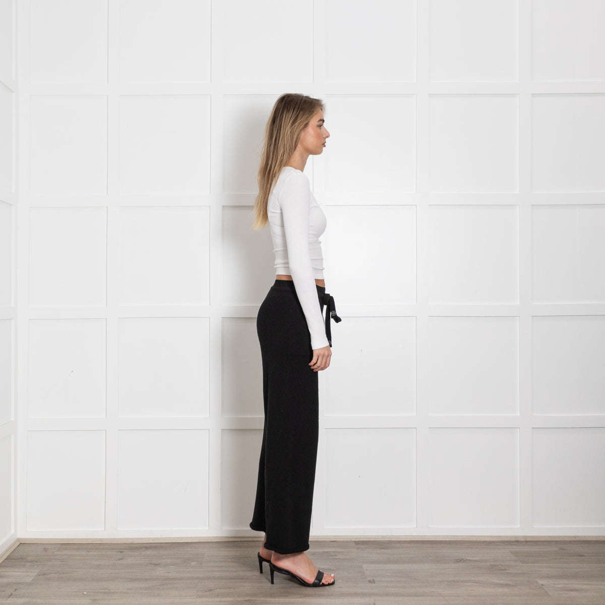 Brusnika Black Cashmere/Wool Mix Drawstring Trousers